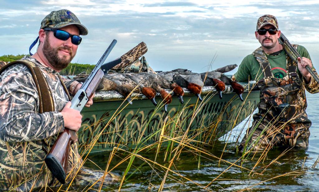 Охотники с дикими утками.