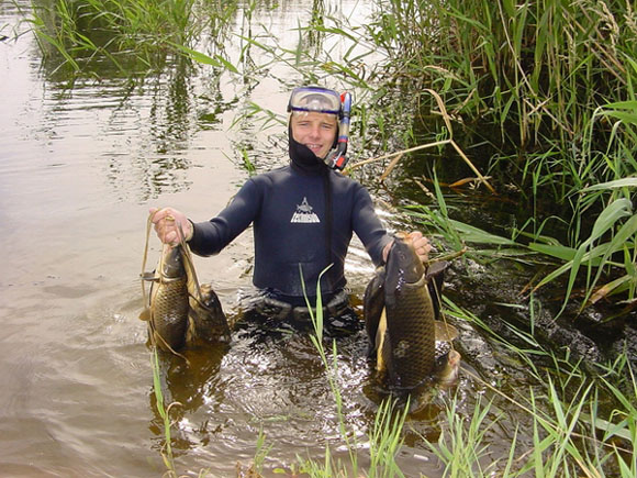 Подводная охота на сазана