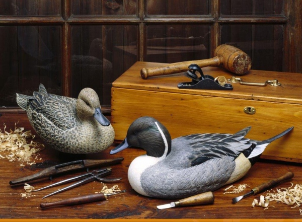 чучело утки из дерева