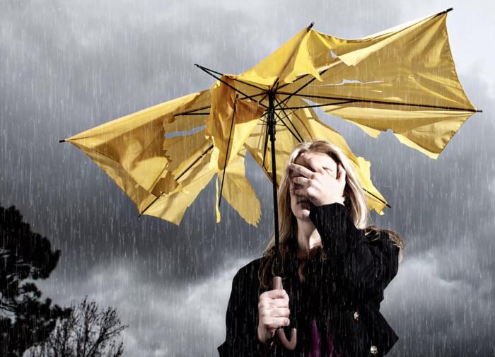 В жару люди свирепеют, в холод - цепенеют