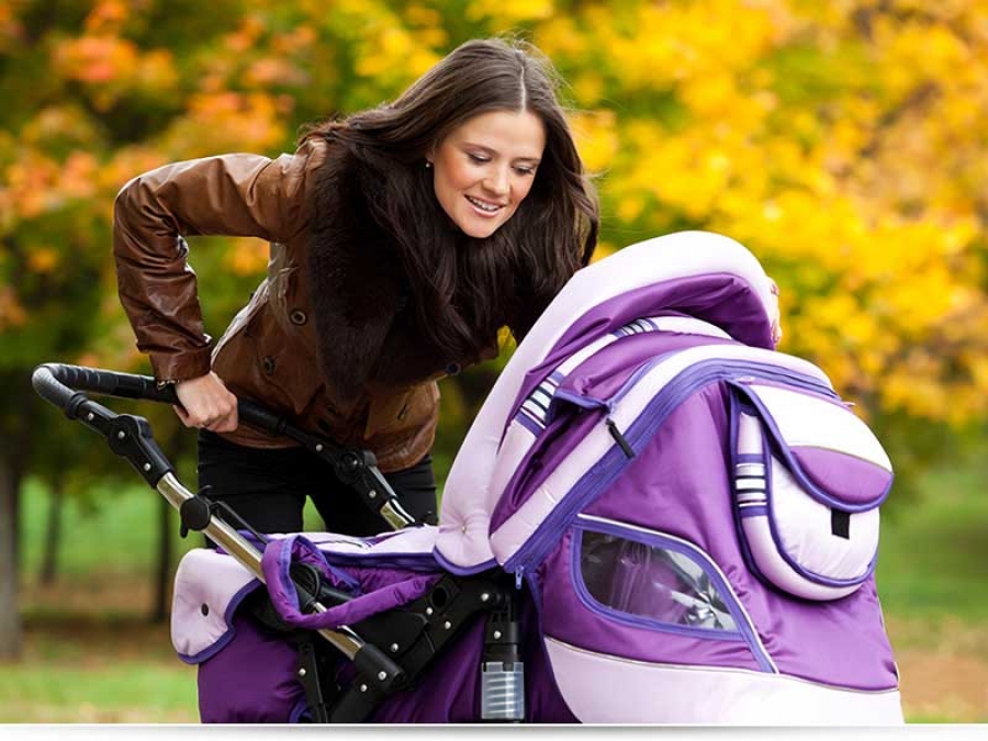 Можно ли с грудничком гулять в дождь и влияние прогулки на самочувствие грудничка