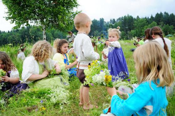 приметы на троицу что нельзя