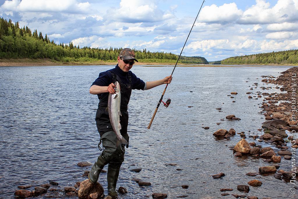 ловля семги на реке Варзуга