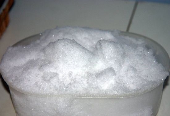 Таз чистого снега