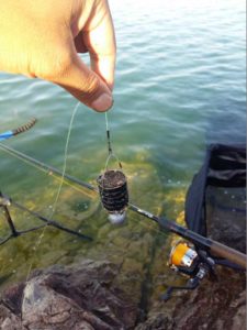 Ловля на фидер осенью кормушка пуля