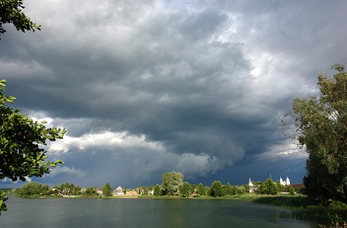 гроза и рыбалка