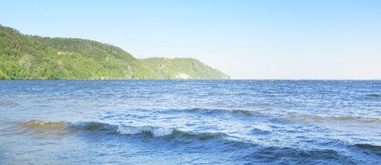 Крепкий ветер