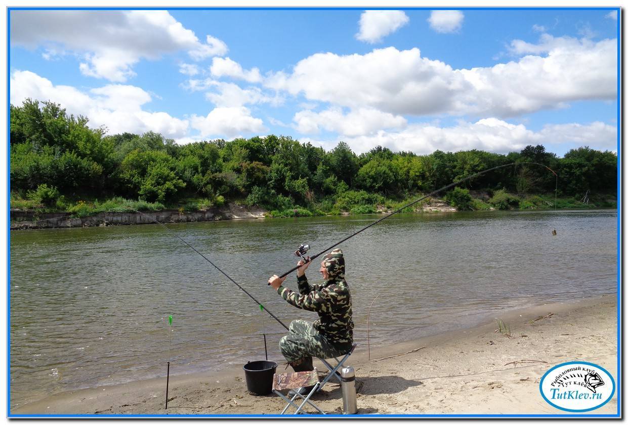 Рыбалка на днепре - ловля на фидер в городе с известным рыбаком