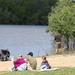 Губернатор поручил напомнить иногородним рыбакам о правилах астраханского лова