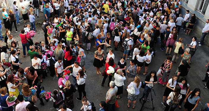 Груз.В. Президент и человек-паук: в школах Грузии учебный год