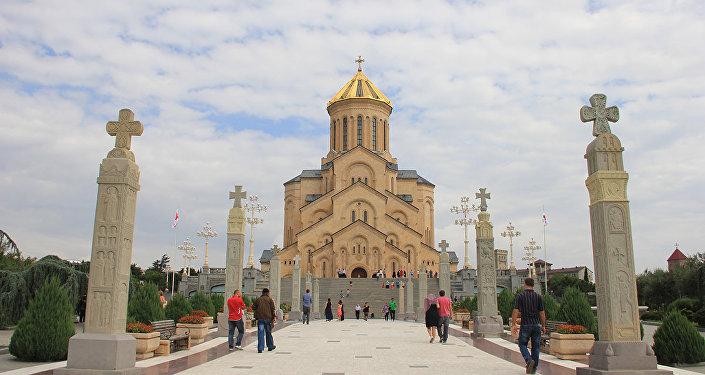 верующие церковь собор Самеба