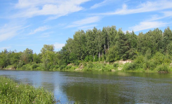 Солнечно, погоже, легкий ветерок