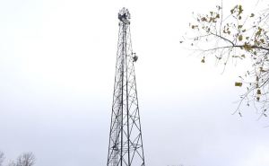 Луганская ОГА потратит на установку флагштока 200 тысяч гривен. Гигантомания заразна