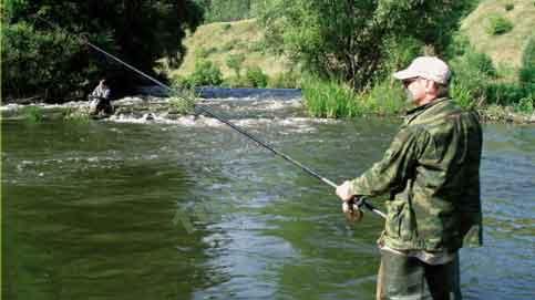 Рыбалка в проводку на простую и болонскую удочку