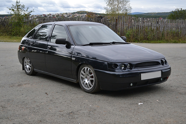 ВАЗ-2112 с заниженной посадкой