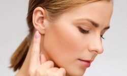 Какие приметы связаны с прыщами на ушах