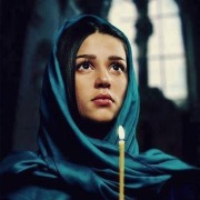 девушка со свечой