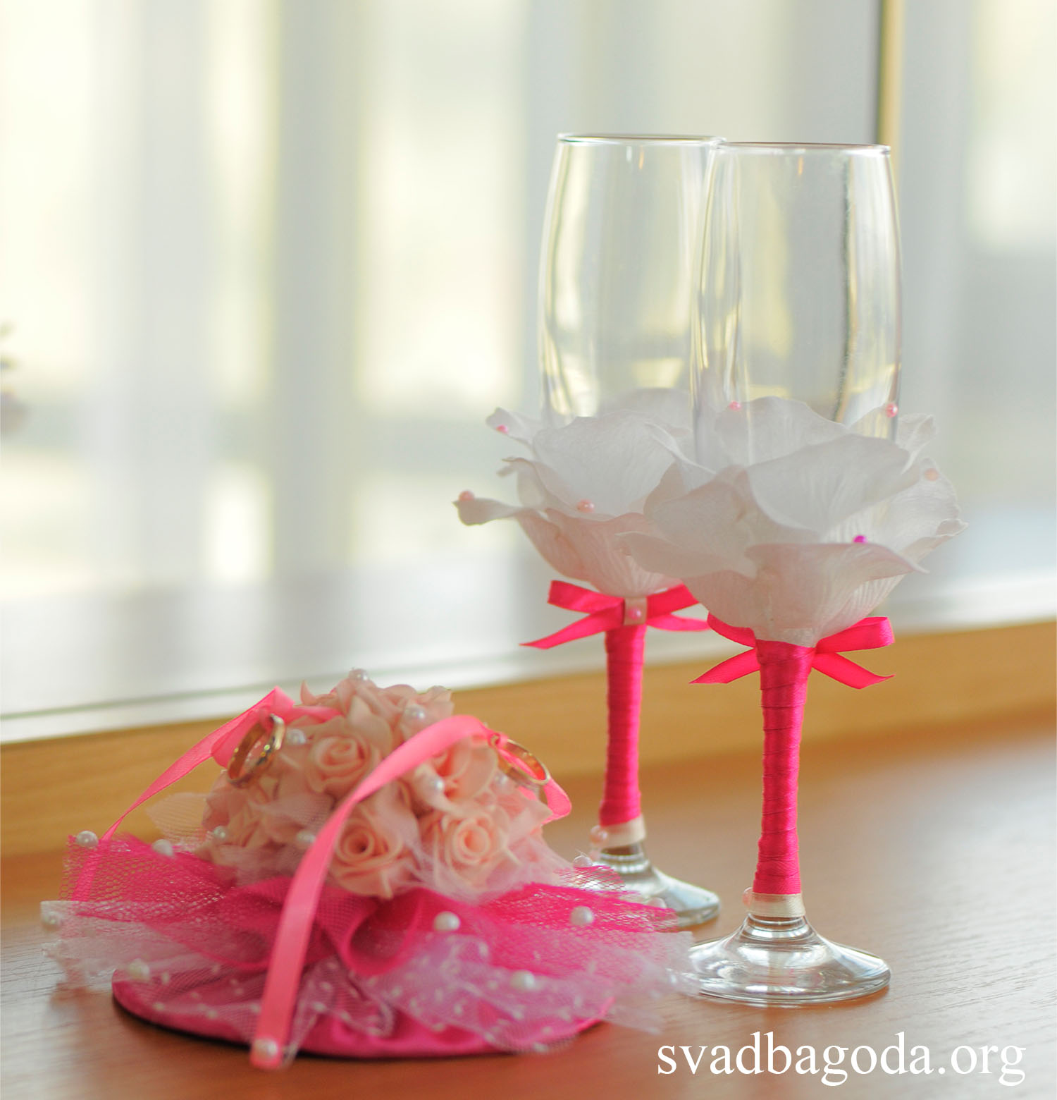 бокалы молодых