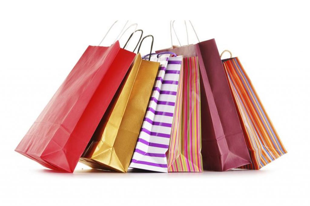 Кот съел таракана покупки